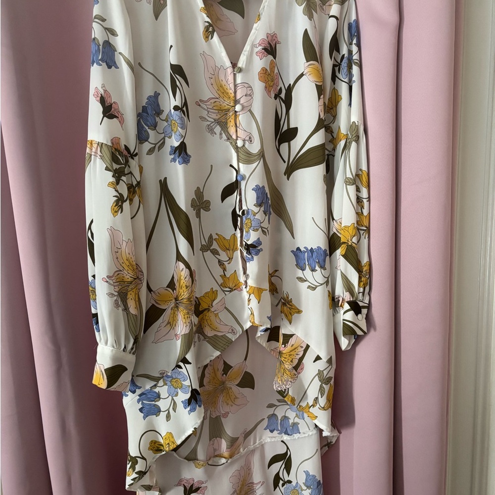 New York & Company Floral High-Low Blouse